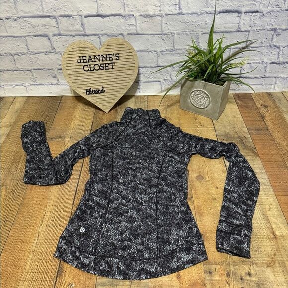 Lululemon Outrun the Elements 1/2 Zip in Misted Jacquard Black White - Picture 3 of 15